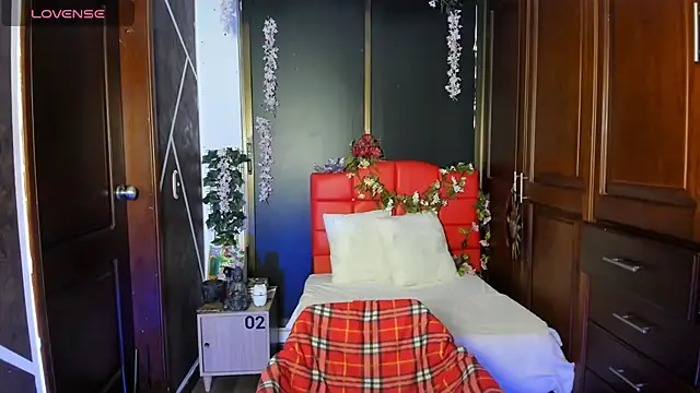 SexyNaf online show from December 3, 7:12 pm