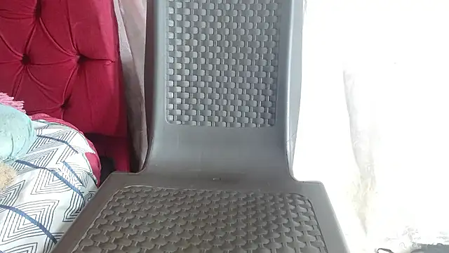 cristinamontiel online show from January 10, 2:30 pm