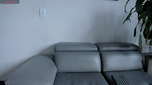 RoxyRoss  online show from September 20, 2:07 pm