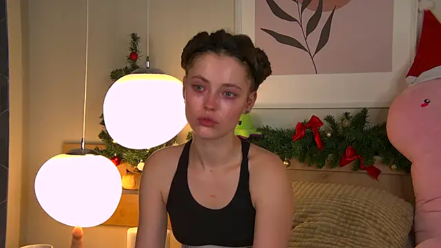 AshleyDouglas online show from December 30, 5:04 am