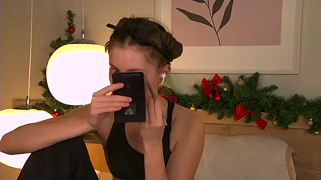 AshleyDouglas online show from January 6, 3:42 am