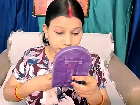 kendracox21 online show from April 15, 4:30 am