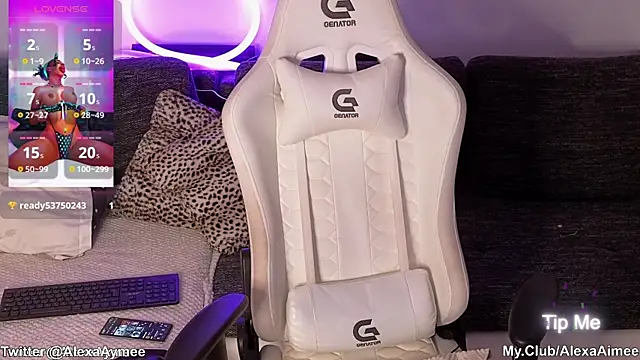 AlexaAimee online show from March 12, 5:13 am