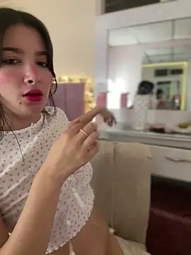 annaharper- online show from February 2, 7:20 am