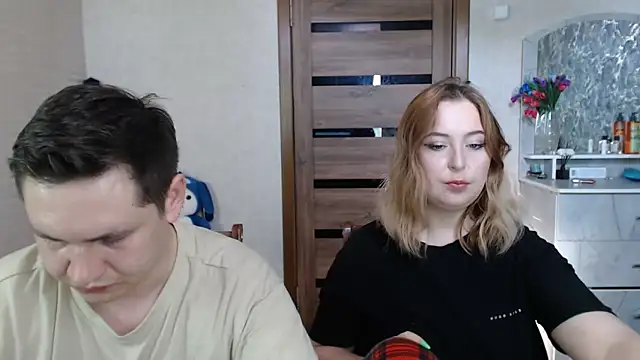 Kristy-Max online show from February 7, 7:07 am