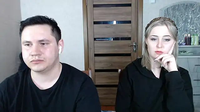 Kristy-Max online show from March 2, 10:05 pm