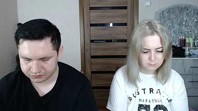 Kristy-Max online show from March 4, 7:30 am