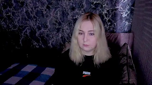 Kristy-Max online show from March 27, 8:52 pm