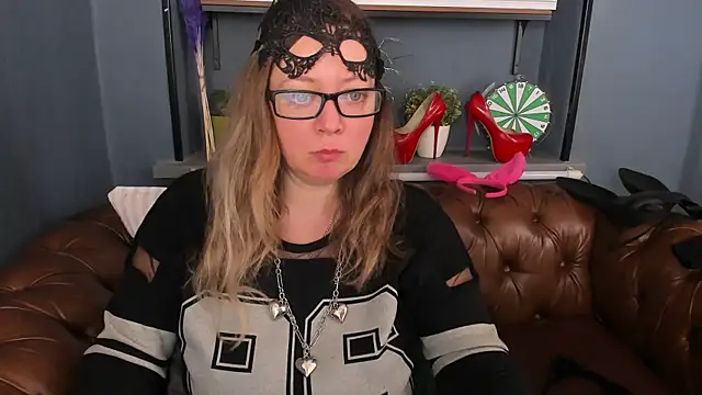 JesiaFoxi online show from January 27, 11:22 am