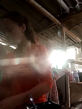 tatiana valencia online show from March 2, 5:42 pm