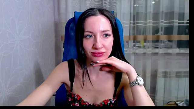 RailyMellow online show from February 2, 7:04 pm