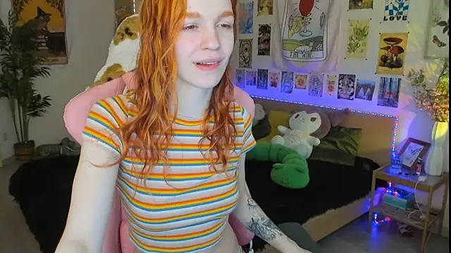 Sunny Elly online show from March 21, 11:44 am