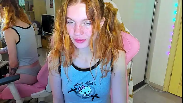 Sunny Elly online show from October 7, 8:33 am