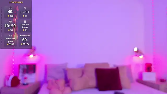 Alexa Miss online show from March 15, 7:38 pm