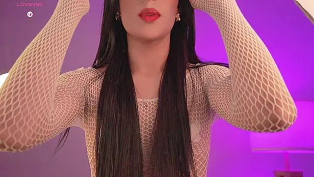 Snapshot of Samara_Gray chatting on October 1, 6:03 pm Samara Gray online show from October 1, 6:03 pm