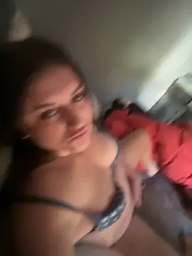 Snapshot of mermaid0794 chatting on November 18, 4:44 pm mermaid0794 online show from November 18, 4:44 pm