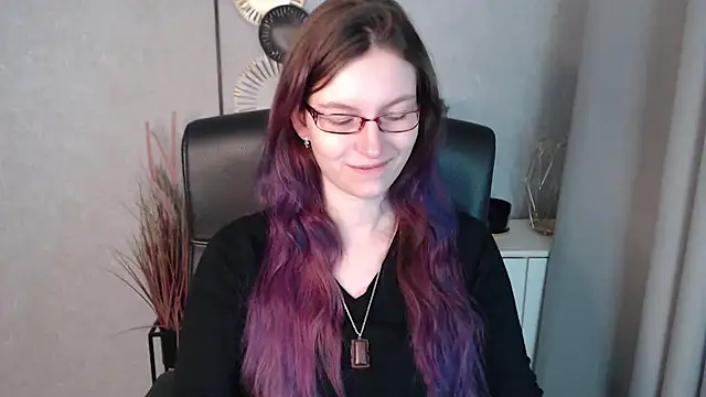 emmaxDelight online show from January 7, 6:38 am