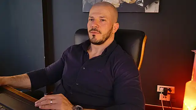 AngeloEric online show from April 18, 11:03 am