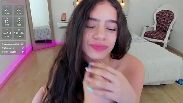 Snapshot of zoe_turnner_18 chatting on January 19, 2:28 pm zoe turnner 18 online show from January 19, 2:28 pm