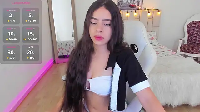 Snapshot of zoe_turnner_18 chatting on March 12, 11:31 am zoe turnner 18 online show from March 12, 11:31 am