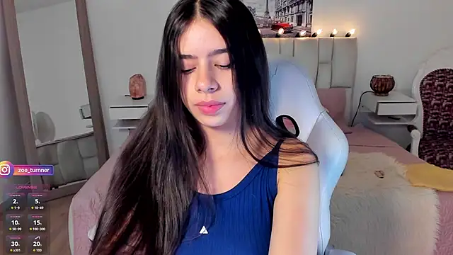 Snapshot of zoe_turnner_18 chatting on September 18, 11:34 am zoe turnner 18 online show from September 18, 11:34 am