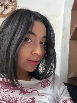 lilithTeen1  online show from October 25, 7:08 pm