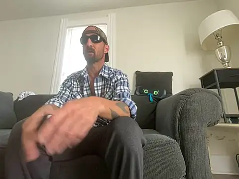 Snapshot of armdy371 chatting on September 29, 5:51 pm armdy371 online show from September 29, 5:51 pm