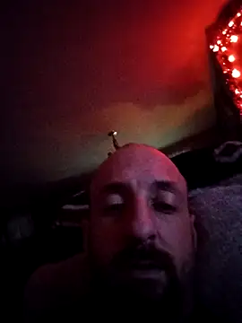 Snapshot of armdy371 chatting on December 15, 7:23 am armdy371 online show from December 15, 7:23 am