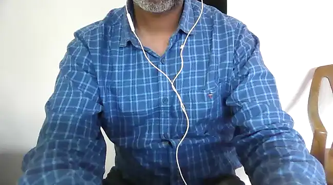 Snapshot of urbrownbunny chatting on March 20, 11:05 am urbrownbunny online show from March 20, 11:05 am