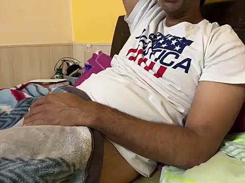 urbrownbunny online show from April 11, 5:39 pm