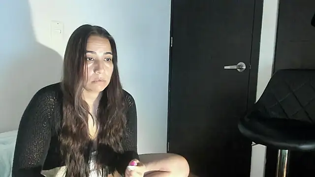 electra hunt online show from December 30, 10:34 pm