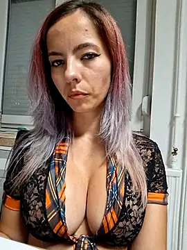 allinqueen online show from October 13, 10:54 pm