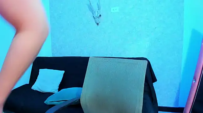 AliciaChelios online show from December 6, 11:03 pm