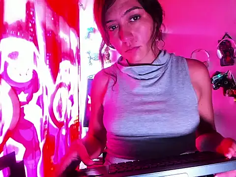 AliciaChelios online show from June 5, 4:45 pm