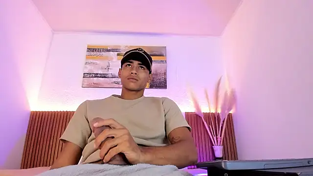 zander 2120 online show from March 30, 1:01 pm