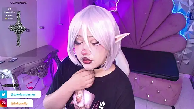 toky doll online show from October 13, 4:07 pm