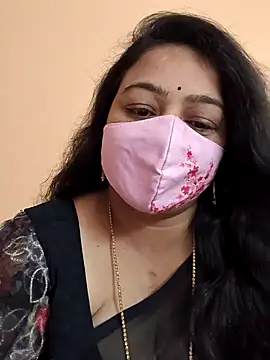 neelu-hoty online show from February 10, 1:44 pm