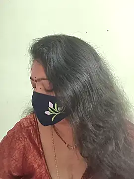 neelu-hoty online show from September 19, 8:38 am