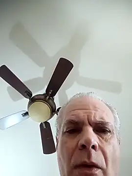 Hand69someguy online show from October 29, 3:58 pm