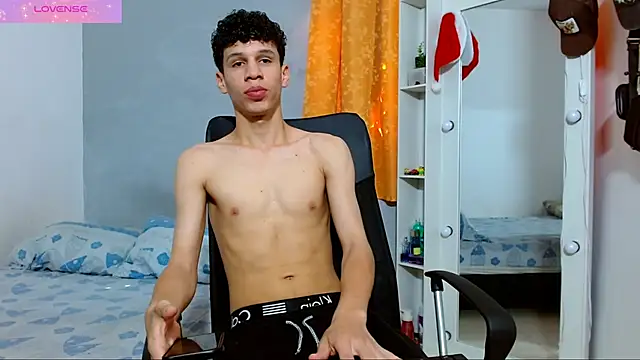 Snapshot of jeff_ross chatting on February 22, 7:25 pm jeff ross online show from February 22, 7:25 pm