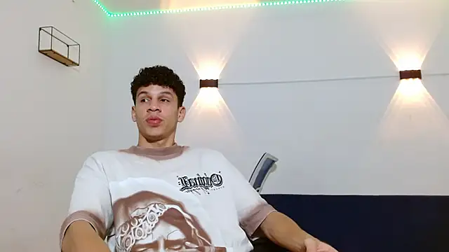 Snapshot of jeff_ross chatting on October 9, 8:45 am jeff ross online show from October 9, 8:45 am