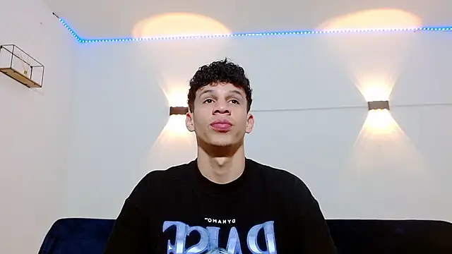 Snapshot of jeff_ross chatting on October 18, 11:11 am jeff ross online show from October 18, 11:11 am