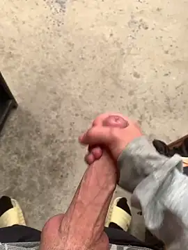 Snapshot of 27powercm chatting on December 3, 6:17 pm 27powercm online show from December 3, 6:17 pm