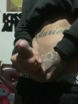 Snapshot of 27powercm chatting on December 21, 5:47 am 27powercm online show from December 21, 5:47 am