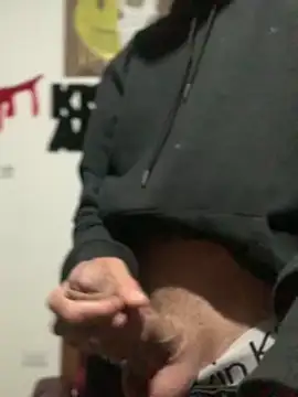 Snapshot of 27powercm chatting on December 23, 2:35 am 27powercm online show from December 23, 2:35 am