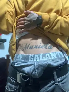 Snapshot of 27powercm chatting on February 5, 1:04 am 27powercm online show from February 5, 1:04 am