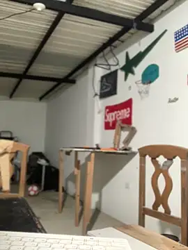 Snapshot of 27powercm chatting on February 8, 5:29 am 27powercm online show from February 8, 5:29 am