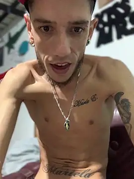 Snapshot of 27powercm chatting on February 12, 5:37 am 27powercm online show from February 12, 5:37 am