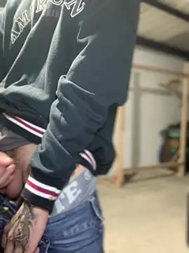 Snapshot of 27powercm chatting on September 11, 5:40 am 27powercm online show from September 11, 5:40 am