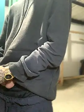 Snapshot of 27powercm chatting on September 25, 4:16 am 27powercm online show from September 25, 4:16 am